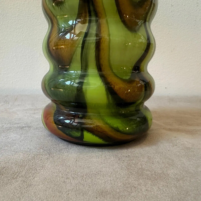 Vase vintage Space Age en verre opalin vert par Carlo Moretti pour Opaline Florence, Italie 1970