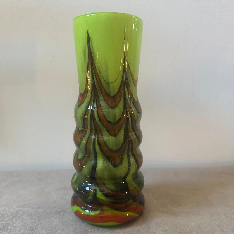 Vase vintage Space Age en verre opalin vert par Carlo Moretti pour Opaline Florence, Italie 1970