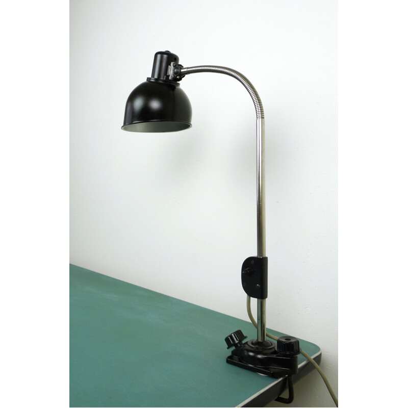 Lampe de bureau noire en métal et en bakélite produite par Helion Arnstadt - 1940