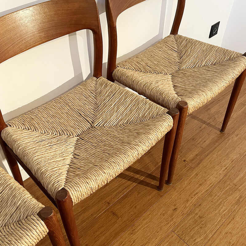 Lot de 4 chaises vintage en teck massif et paille par Niel Otto Møller, Danemark 1960