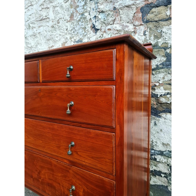 Vintage mahogany chest of drawers with 5 drawers