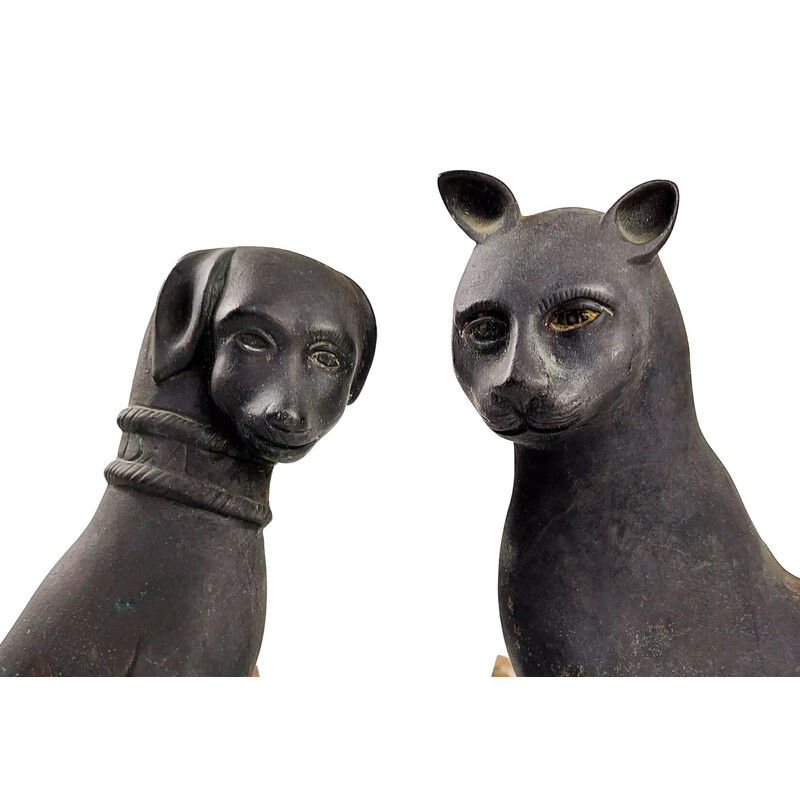 Coppia di candelabri d'epoca in bronzo "Gatto e cane