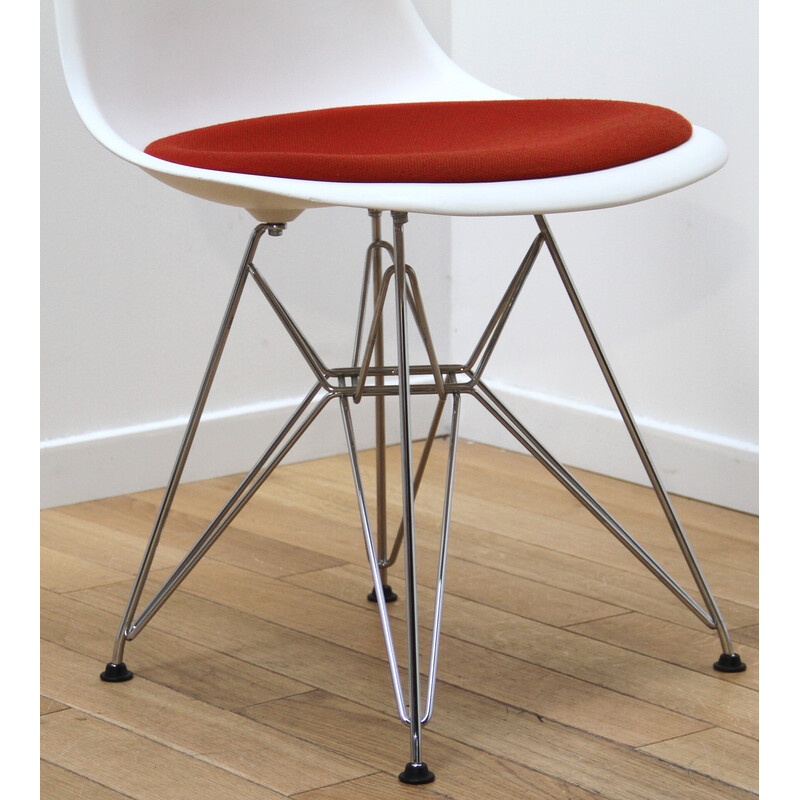 Chaises vintage DSR en aluminium chromé et plastique blanc par Charles et Ray Eames pour Vitra