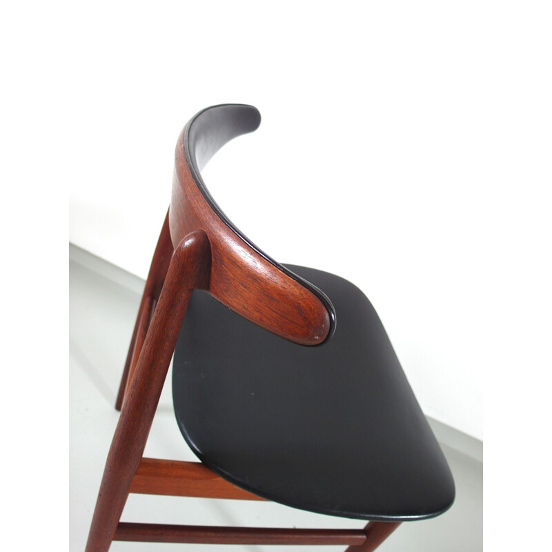Ensemble de 4 chaises à repas noires en cuir et en teck par Poul Hundevad pour Vamdrup Stolefabrik - 1960