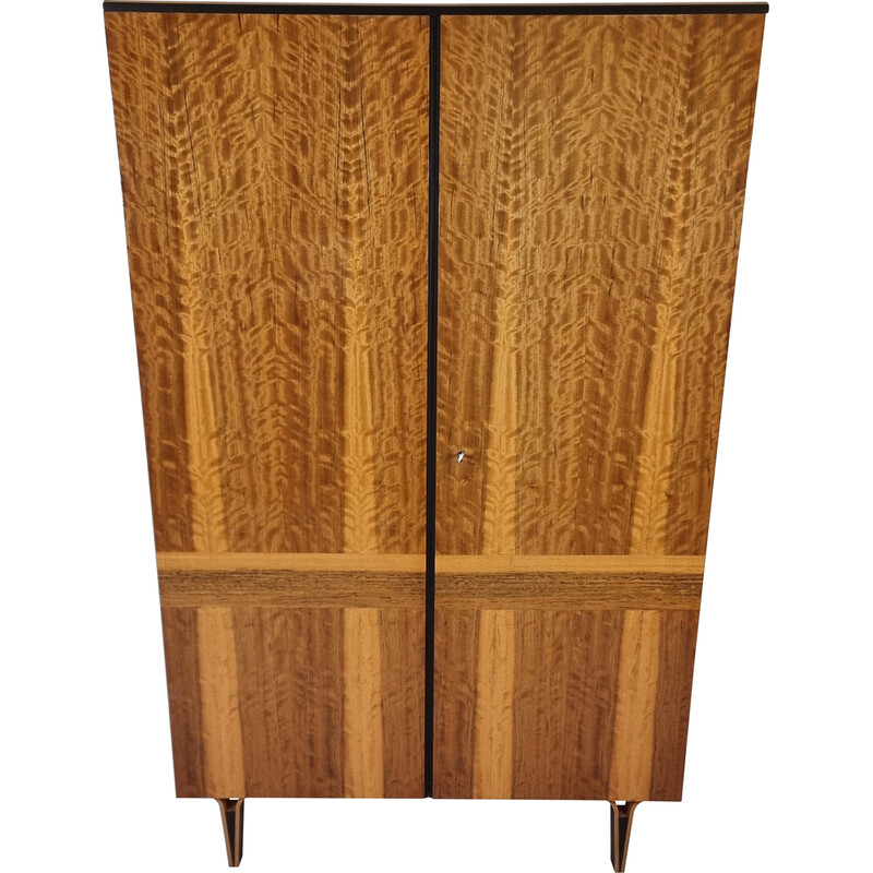 Armoire vintage en frêne par Francisek Mezulanik pour Novy Domov, 1970