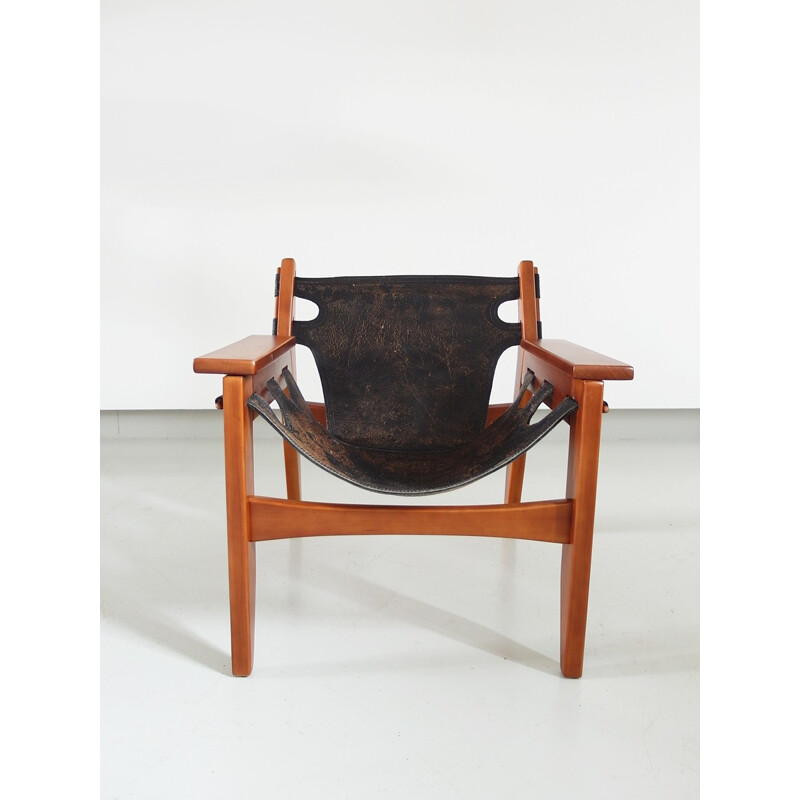 Black easy chair in leather and wood by Sergio Rodrigues produced by Oca - 1960s
