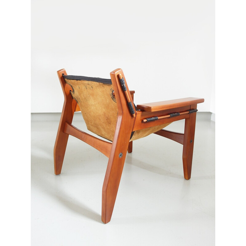 Black easy chair in leather and wood by Sergio Rodrigues produced by Oca - 1960s