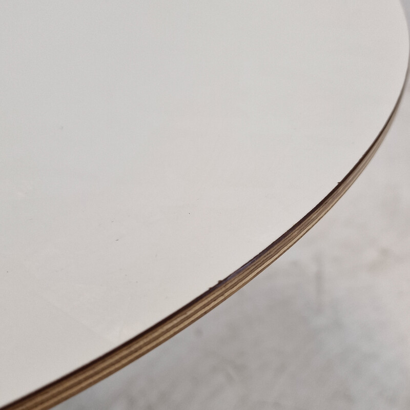 Vintage "Circle" coffee table in white veneered wood and chrome steel by Pierre Paulin for Artifort, 2010