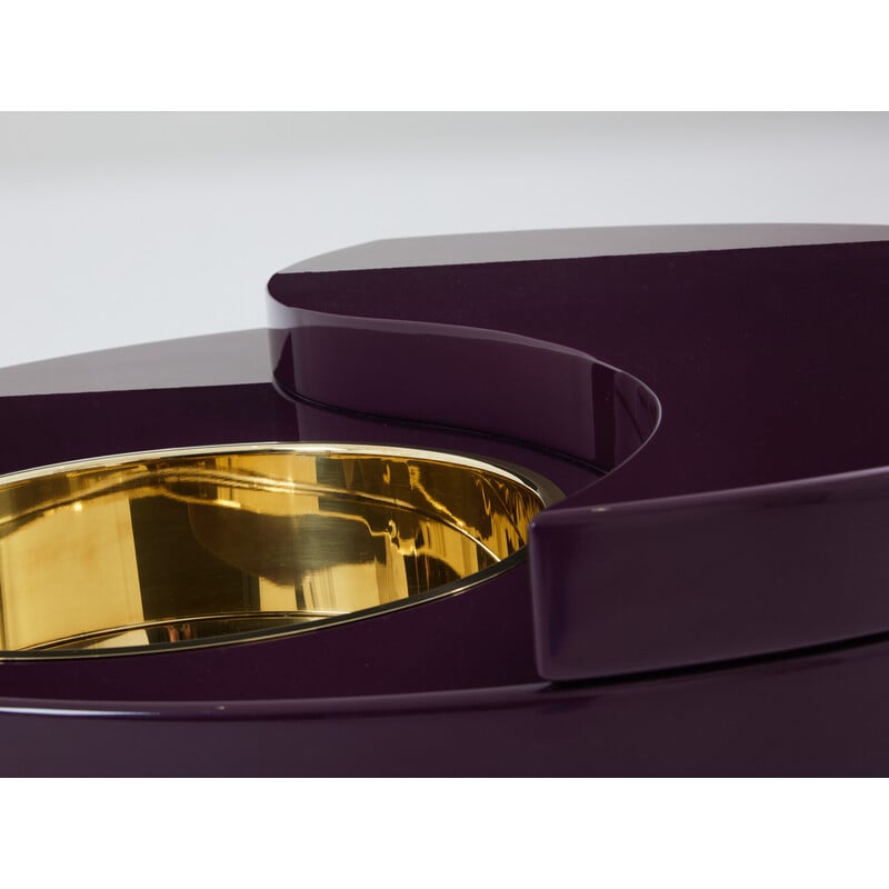 Vintage coffee table model TRG, mauve lacquer and brass, 1970