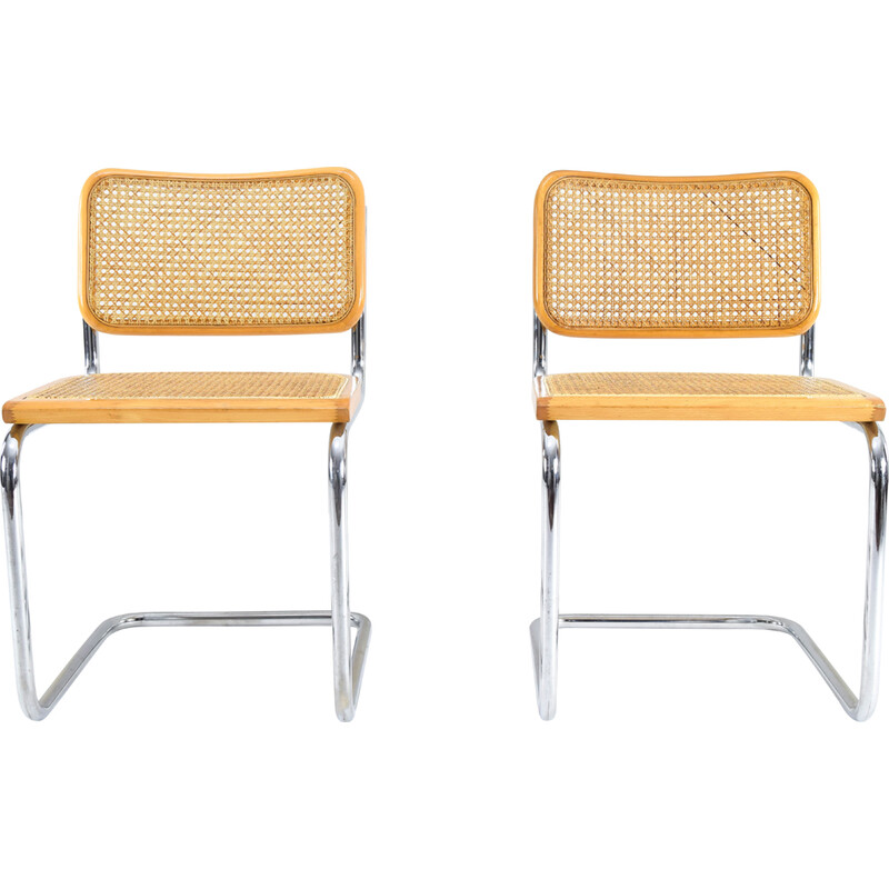 Par de cadeiras vintage modelo B32 em aço cromado e faia de Marcel Breuer, Itália 1970