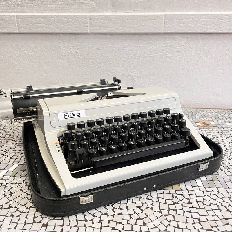 Máquina de escrever de mala vintage modelo 105 para Erika, Alemanha 1976