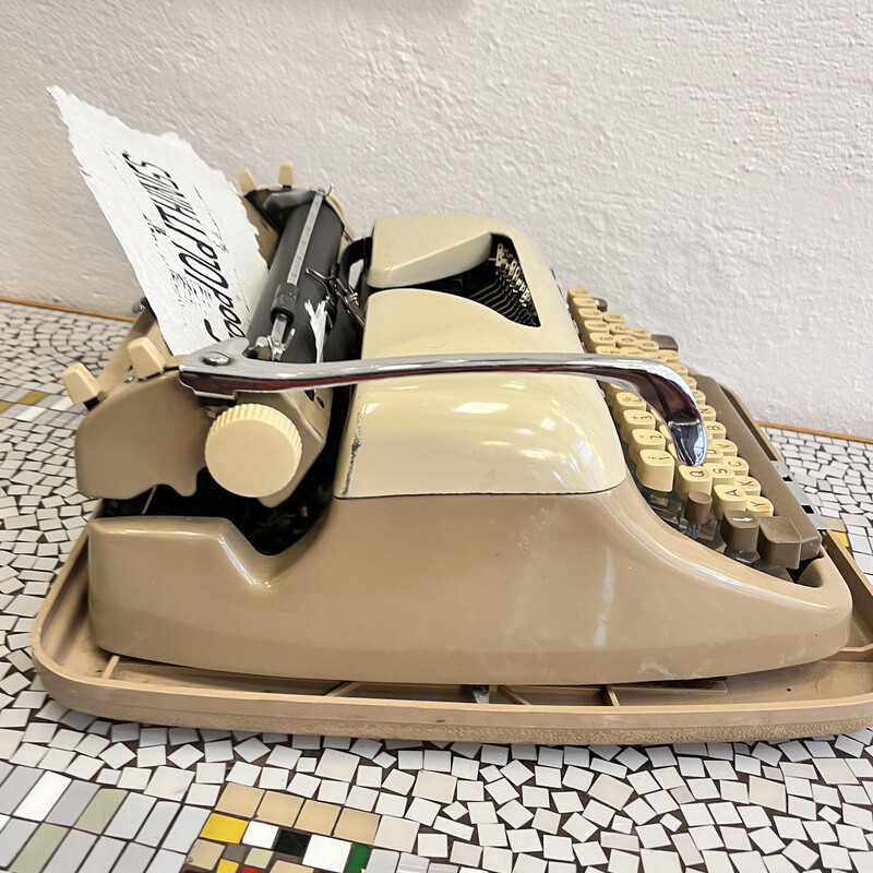 Máquina de escribir de maleta vintage para Triumph, Alemania 1964