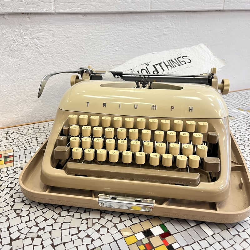 Machine à écrire vintage pour Triumph, Allemagne 1964