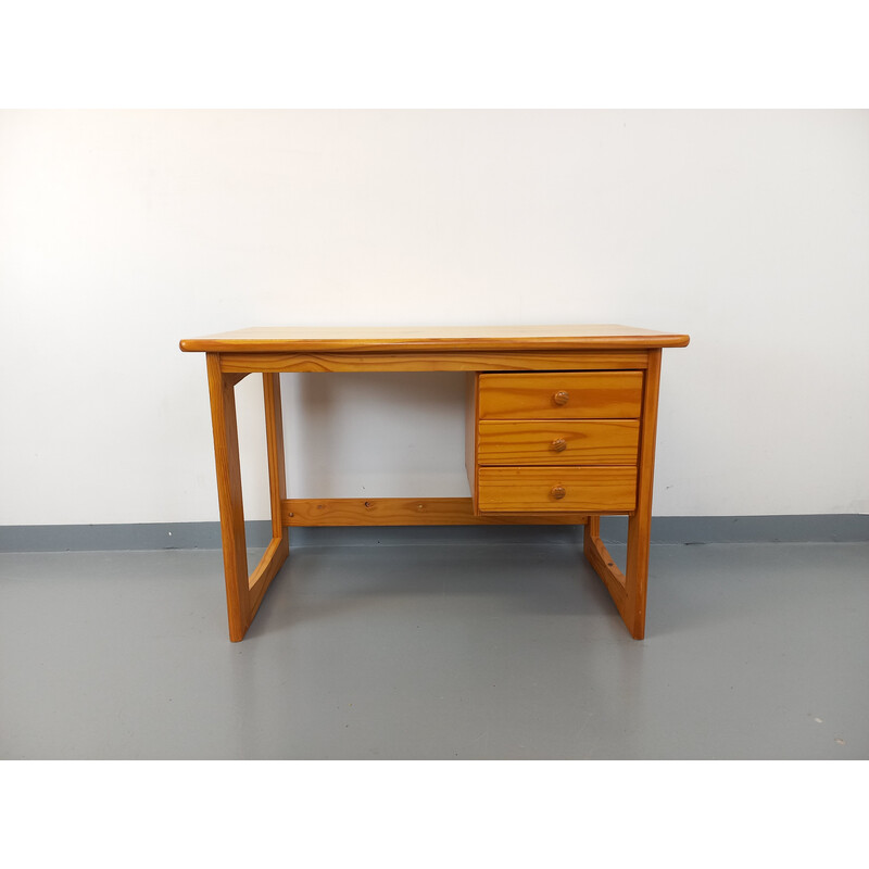 Vintage pine desk with sled legs, 1980