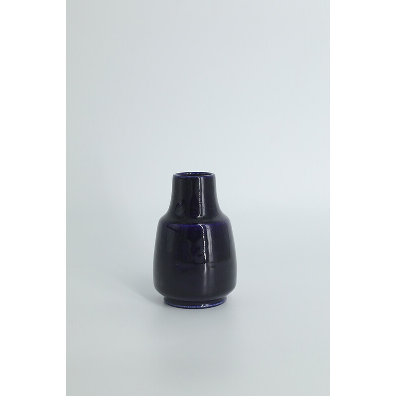 Vintage collectible vase in dark navy blue stoneware by Gunnar Borg for Höganäs Keramik, Sweden 1960