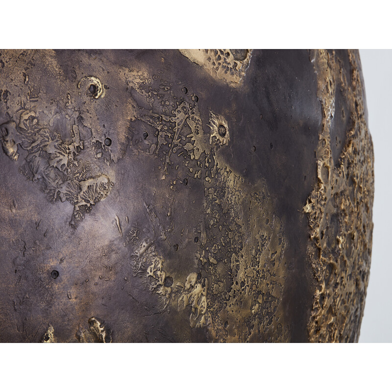 Vintage wandsculptuur “Volle Maan” van Michel Pichard in brons en hars, 2017