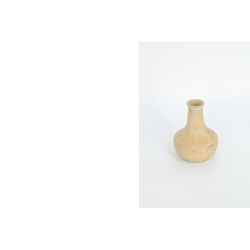 Vintage sand brown stoneware collectible vase by Gunnar Borg for Höganäs Ceramics, Sweden 1960