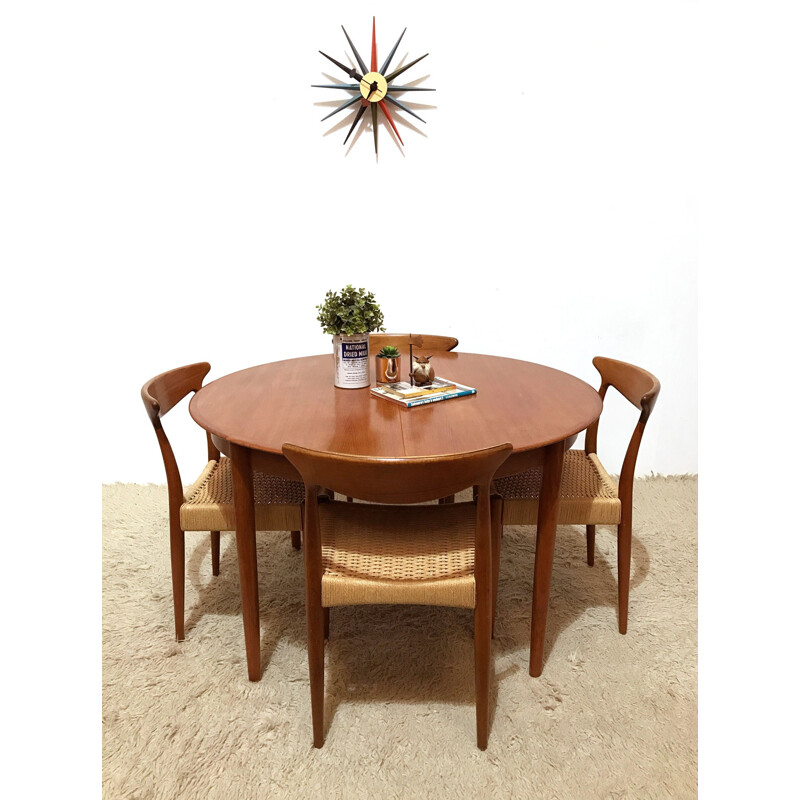 Mid century vintage Danish Dyrlund extending round dining table - 1960s
