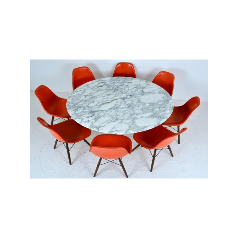 Table à manger blanche en marbre par Eero Saarinen édition Knoll International - 1960