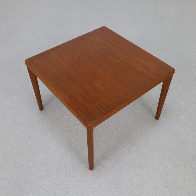 Table basse vintage en teck par Henning Kjaernulf pour Velje Stolefabrik, Danemark 1960