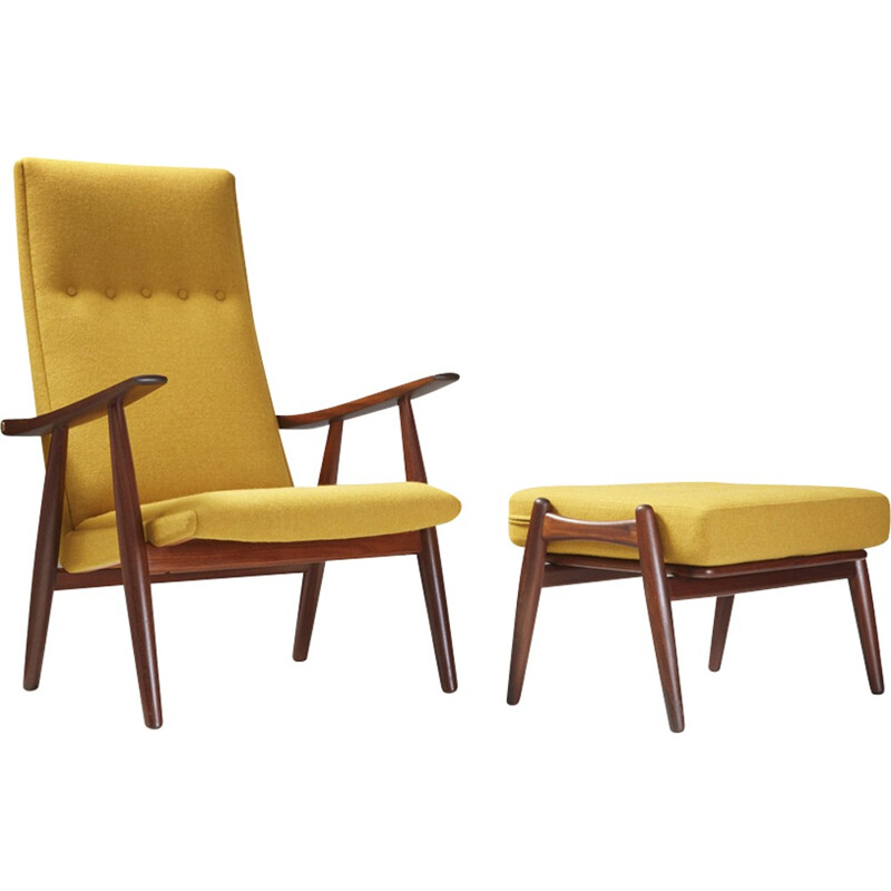 Yellow GE-260 armhair and GE-240 ottoman by Hans WEGNER - 1950s