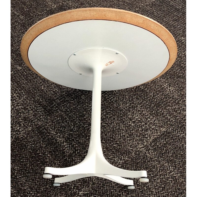 Vintage model 5452 coffee table in white laminate and aluminum by George Nelson for Herman Miller, United States 1960