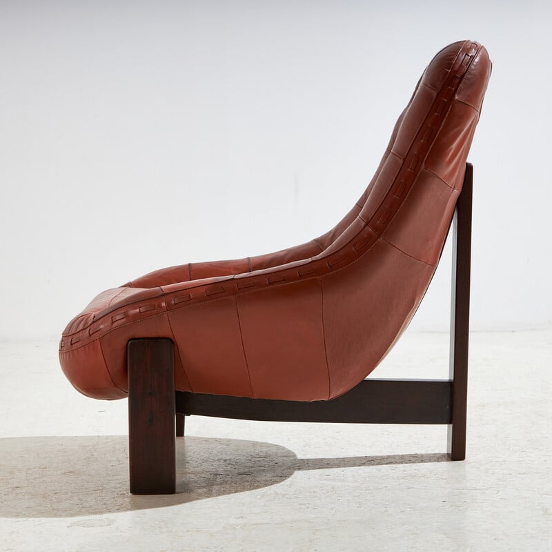 Cadeira lounge vintage em couro brasileiro de Jean Gillon para Probel, 1960
