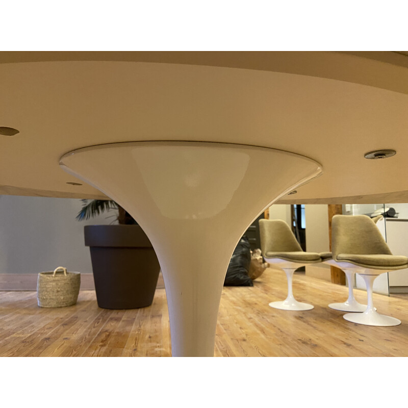 Mesa de comedor vintage "Tulip" tapa de mármol de Eero Saarinen