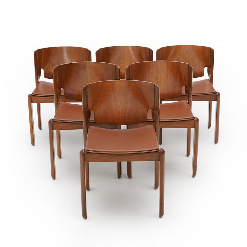 Conjunto de 6 cadeiras vintage modelo 122 em madeira de nogueira e couro castanho de Vico Magistretti para Cassina, 1960
