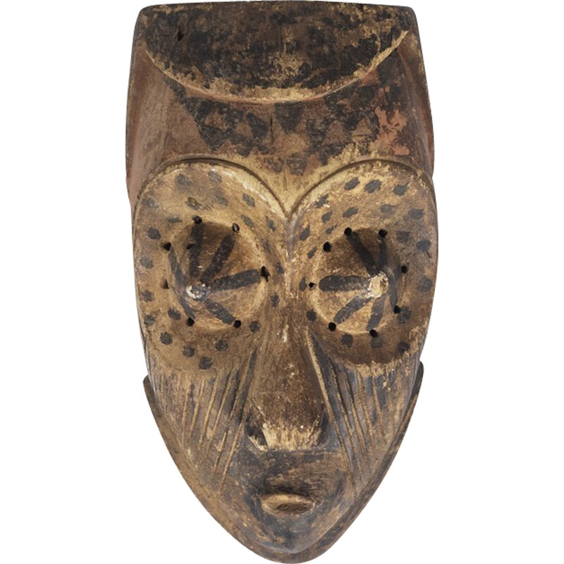 Masque africain vintage "Kuba abuka" en bois et pigments, République Démocratique du Congo