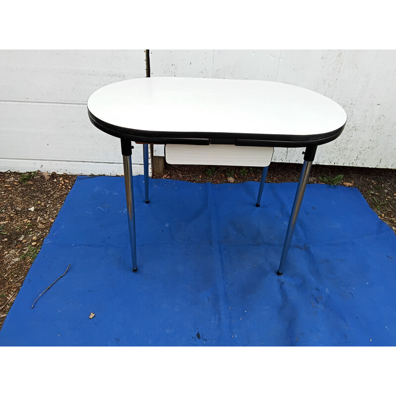 Vintage extendable table in formica and chrome