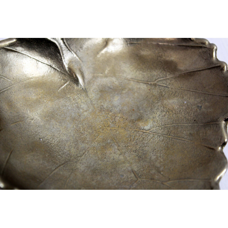 Vintage brass “leaf” pocket tray, 1970