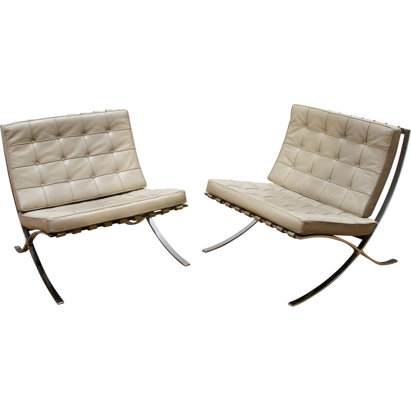 Ein Paar Barcelona Vintage-Sessel aus verchromtem Metall und beigem Leder von Ludwig Mies Van Der Rohe für Knoll