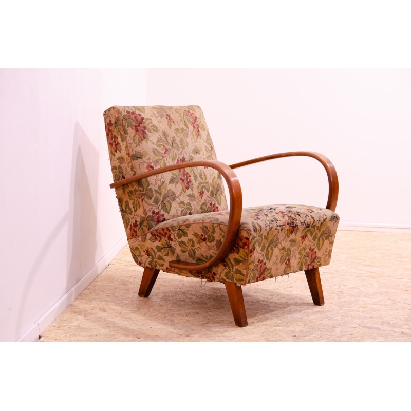 Vintage “C” armchair in bentwood by Jindřich Halabala for Up Závody, Czechoslovakia 1950