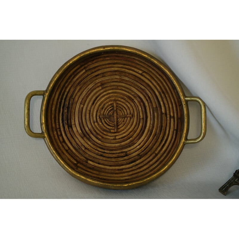 Vintage round rattan and brass tray, Italy 1970