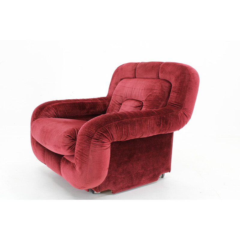 Vintage red velvet armchair, Italy 1970