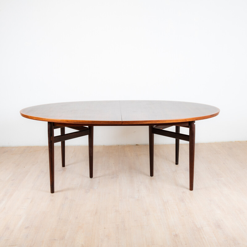 Vintage model 212 table in rosewood by Arne Vodder for Sibast Furniture, Denmark 1960