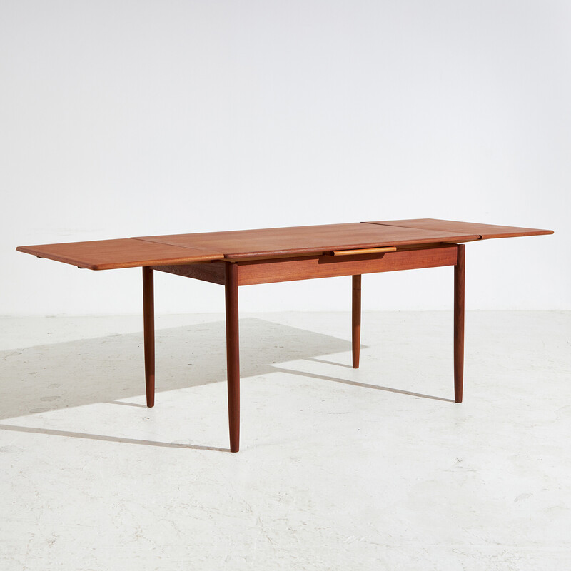 Vintage teak dining table with 2 extensions, 1960
