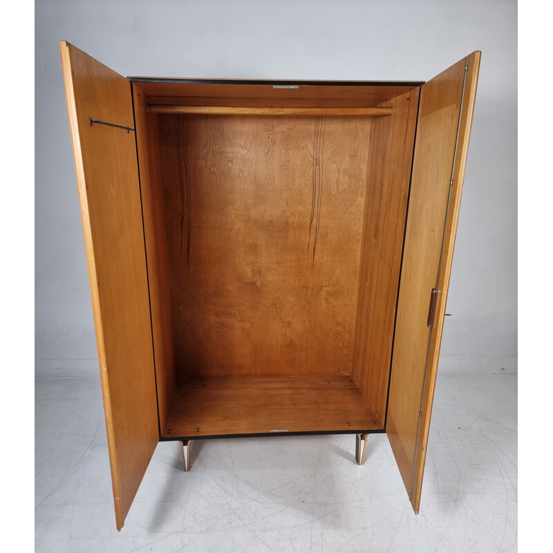 Dekorierter Holzschrank im Vintage-Stil, 1970