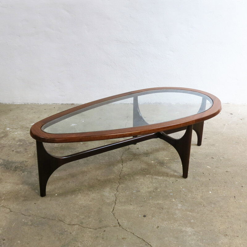 Tear-drop oval Coffee Table by Stonehill - 1960s