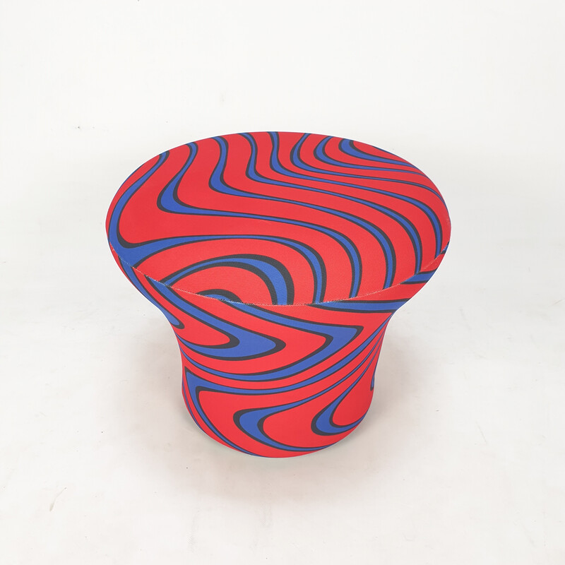 Vintage Champignon pouf in blue and red Momentum fabric by Pierre Paulin for Artifort, 1960