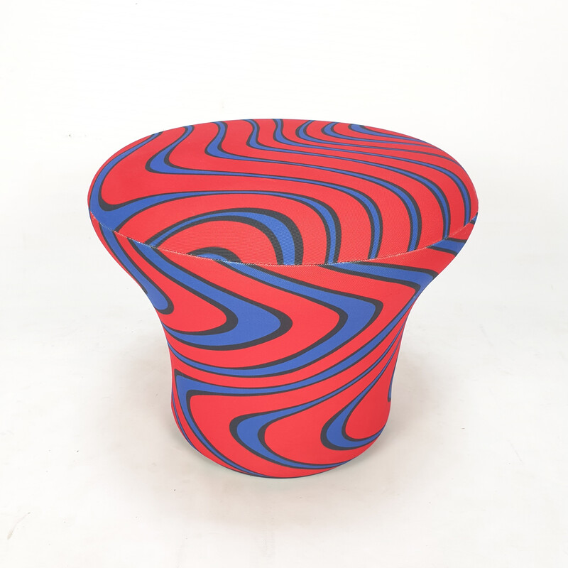 Vintage Champignon pouf in blue and red Momentum fabric by Pierre Paulin for Artifort, 1960