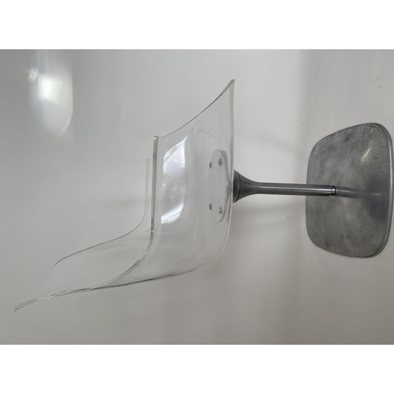Silla vintage de plexiglás y metal
