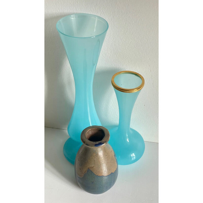 Conjunto de 3 vasos vintage em grés azul e vidro opalino