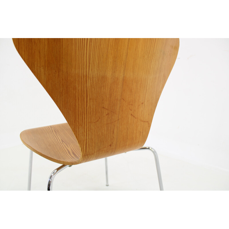 Pareja de sillas vintage serie 7 de Fritz Hansen en madera de pino, Dinamarca 1970