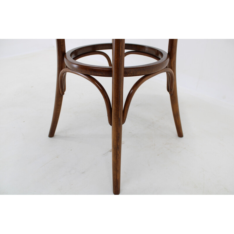 Vintage round dining table in bent beech for Ton, Czechoslovakia 1970