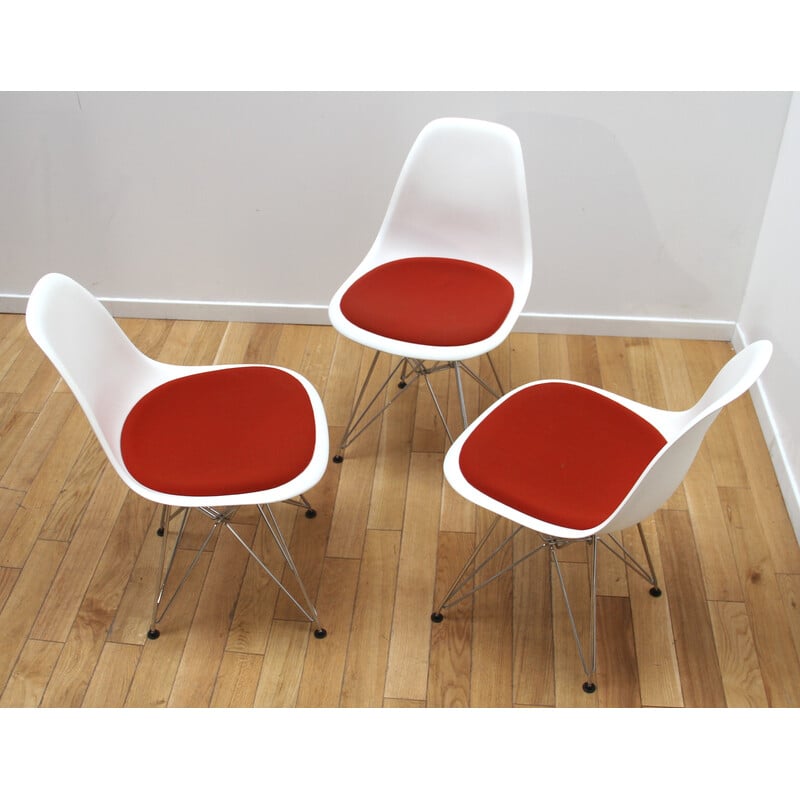DSR vintage stoelen van verchroomd aluminium en kunststof van Charles en Ray Eames voor Vitra