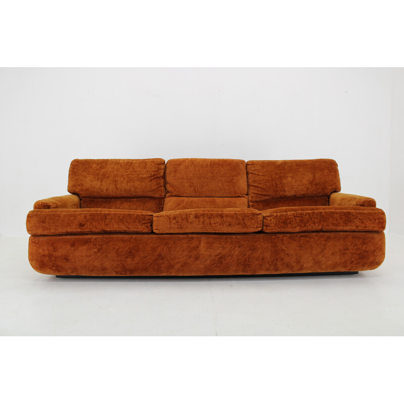 Vintage 3-seater velvet sofa for Saporiti, Italy 1970