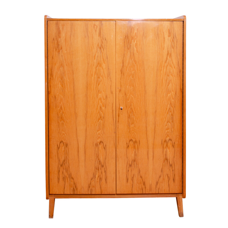 Armoire vintage en hêtre de František Jirák pour Tatra Nábytok, Tchécoslovaquie 1960