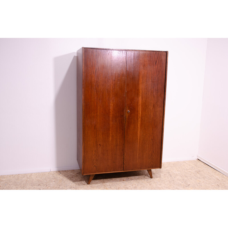 Vintage model U-450 oak cabinet by Jiří Jiroutek for Interiér Praha, Czechoslovakia 1960